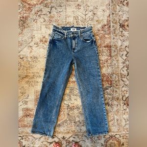 Like new Paige cropped jeans size 25